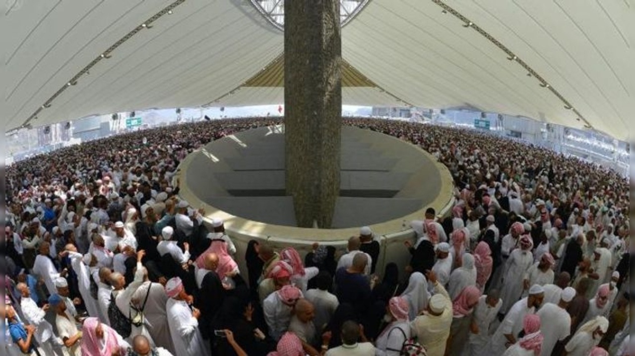أين تذهب حصى رمي الجمرات؟ رحلة داخل النظام الذكي أسفل الجسر 1 أين تذهب حصى رمي الجمرات؟