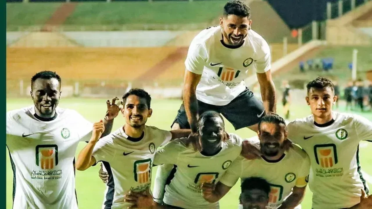 معلق مباراة البنك الاهلي ضد سيراميكا كليوباترا في كأس الرابطة المصرية 1 معلق مباراة البنك الاهلي ضد سيراميكا كليوباترا في كأس الرابطة المصرية