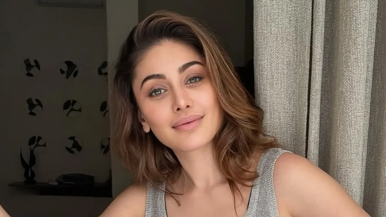 ما سبب وفاة شيفالي جاريوالا المفاجئة؟ 1 سبب وفاة شيفالي جاريوالا