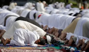 موعد صلاة عيد الأضحى 2025 في مدن ومحافظات مصر 2 موعد صلاة عيد الأضحى 2025 في مدن ومحافظات مصر