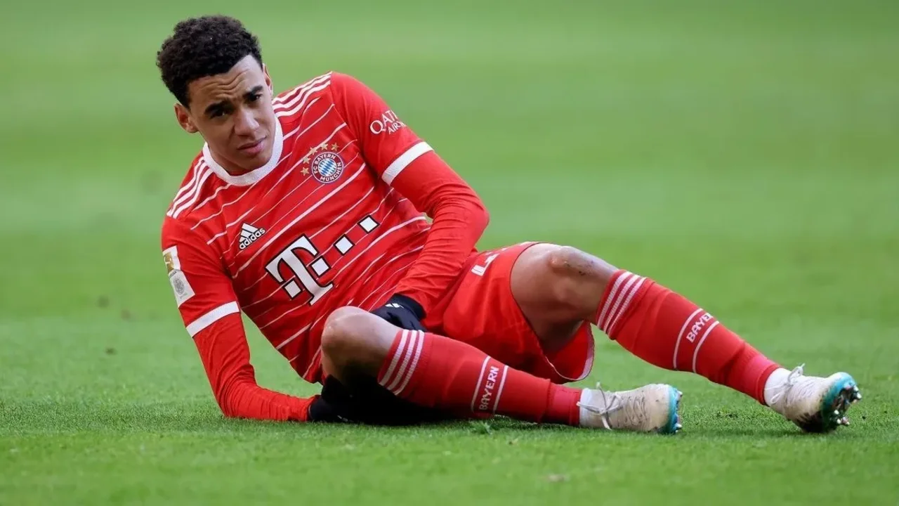 سبب إصابة موسيالا 1 سبب إصابة موسيالا