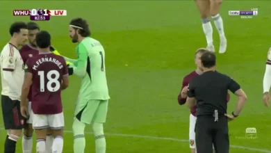 بالفيديو سبب انفعال لوكاس باكيتا: بطاقة حمراء تثير ضجة في الدوري الإنجليزي 2025