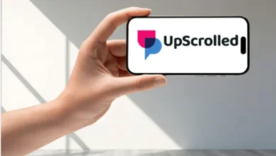 تطبيق UpScrolled